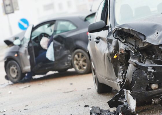 Six Injured in Crash on I-264 in Virginia Beach